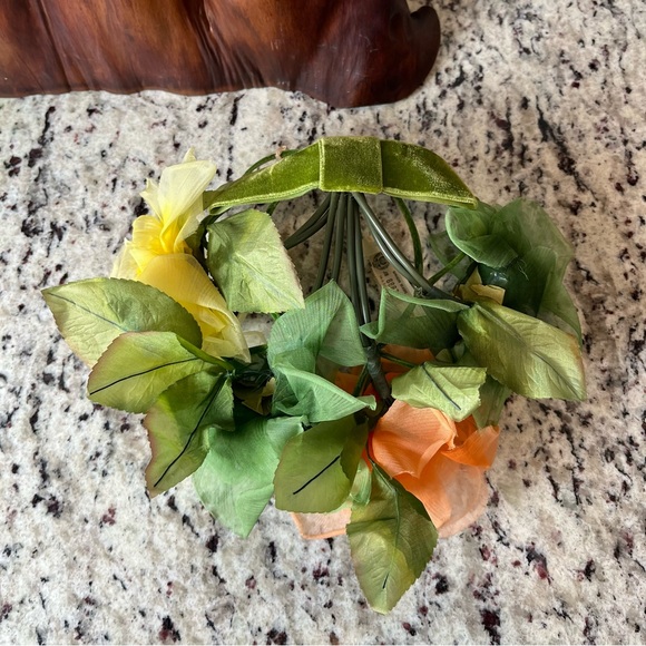 Vintage Floral Fascinator - Picture 2 of 9